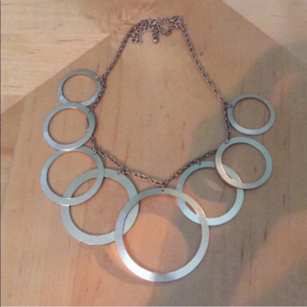 🍂 Macy’s Rustic Gold Circle Necklace